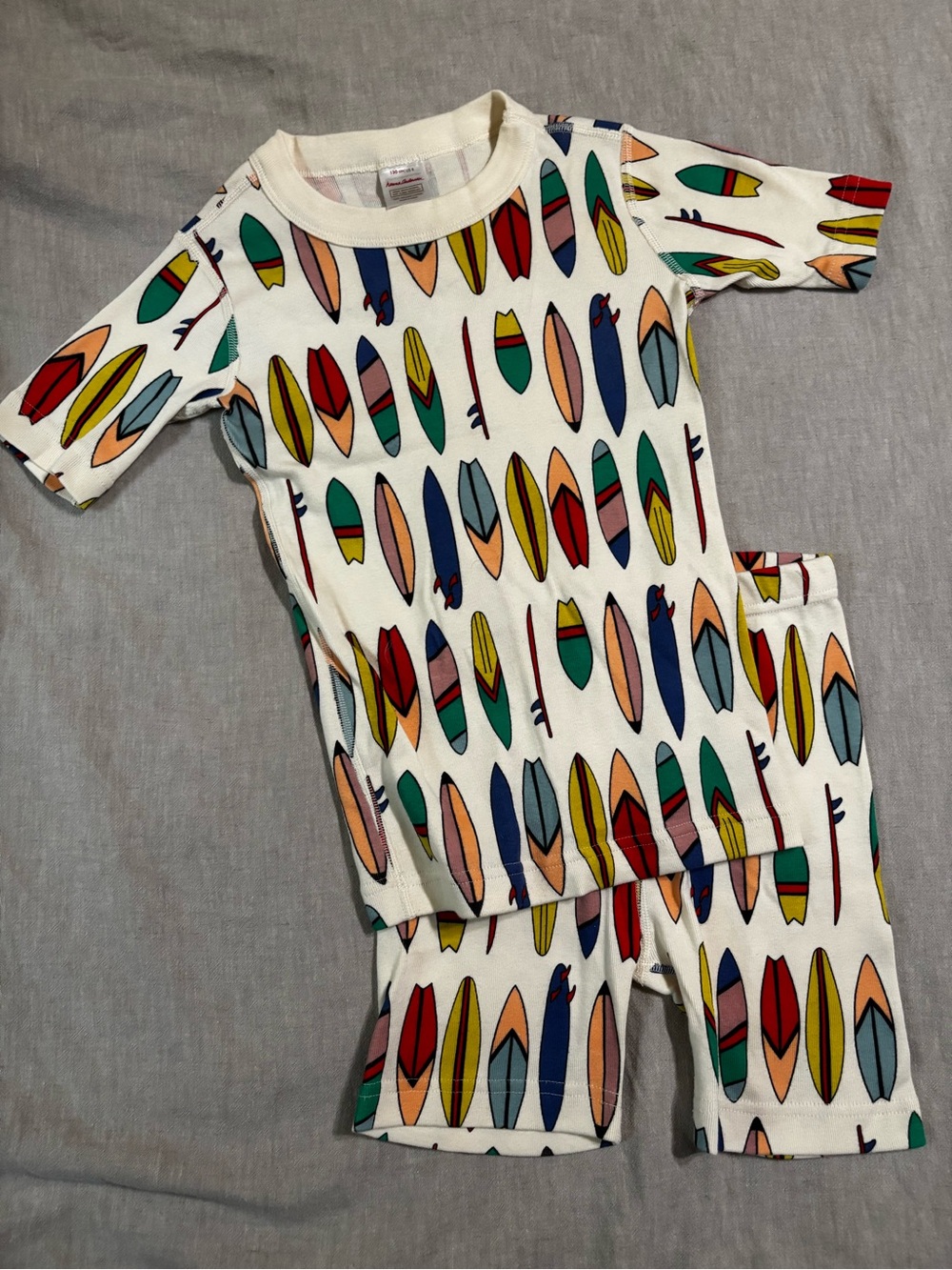 Hanna Andersson White Kids Surfboard Print Pajama Set